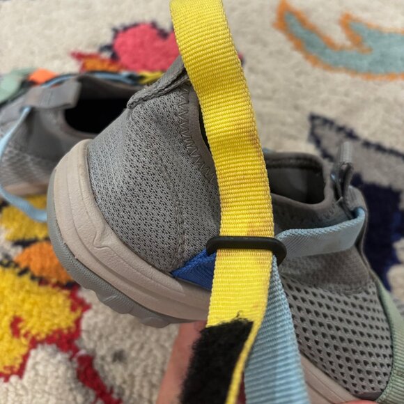 Teva Unisex-Child Outflow Universal Sandal - Size 12 Kids - Picture 7 of 14